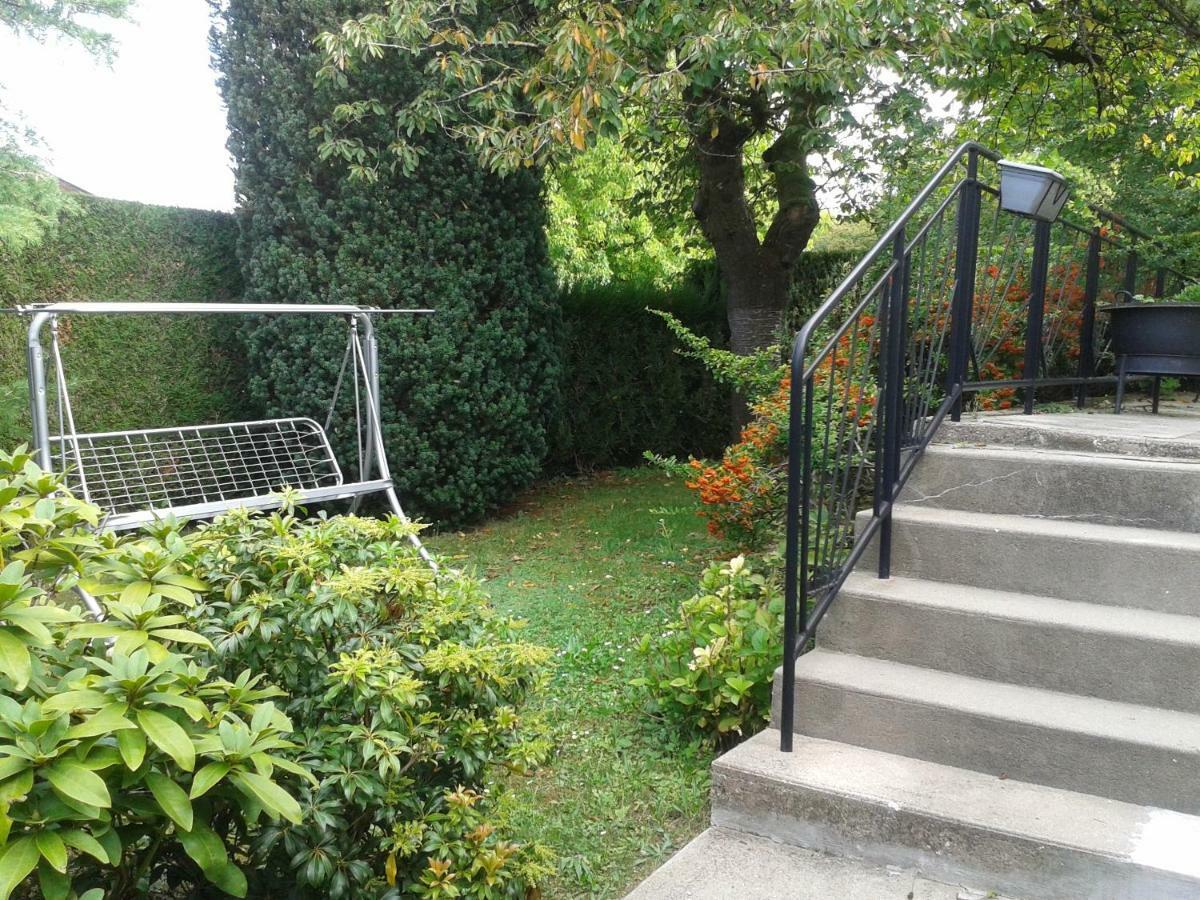 Chez Christian Et Isa Apartman Haudainville Kültér fotó
